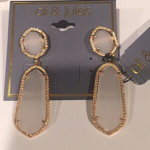 🎉Last deal🎉Ali & Jules earring ❤️